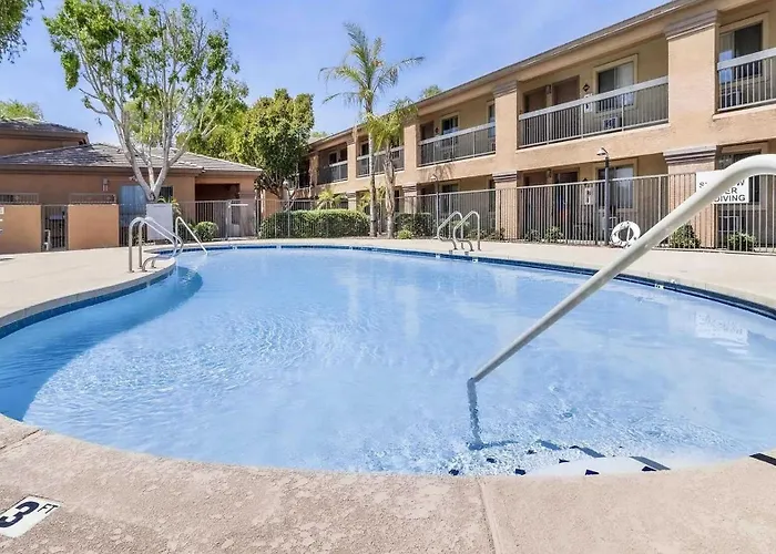 Apartment Brand New Outdoor Pool Digital Nomads *