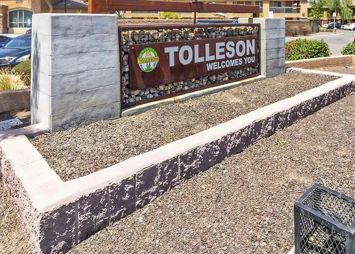 Brand New Outdoor Pool Digital Nomads Cashion