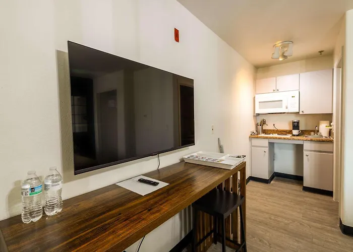 Apartment Brand New Outdoor Pool Digital Nomads *