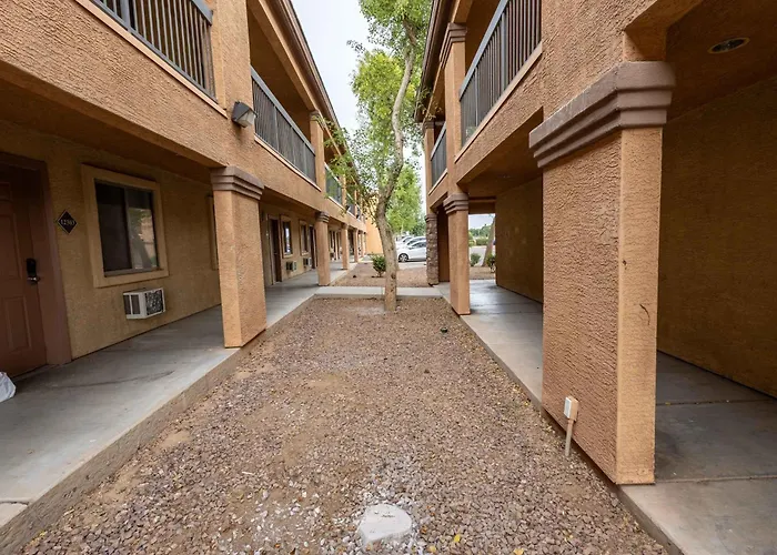 Brand New Outdoor Pool Digital Nomads Apartment
